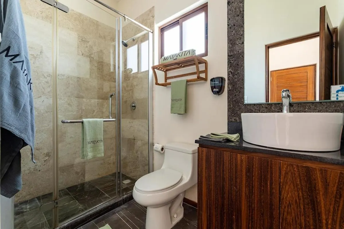 Villa With Ocean View, Pool, Restaurant And Rooftop Isla Mujeres