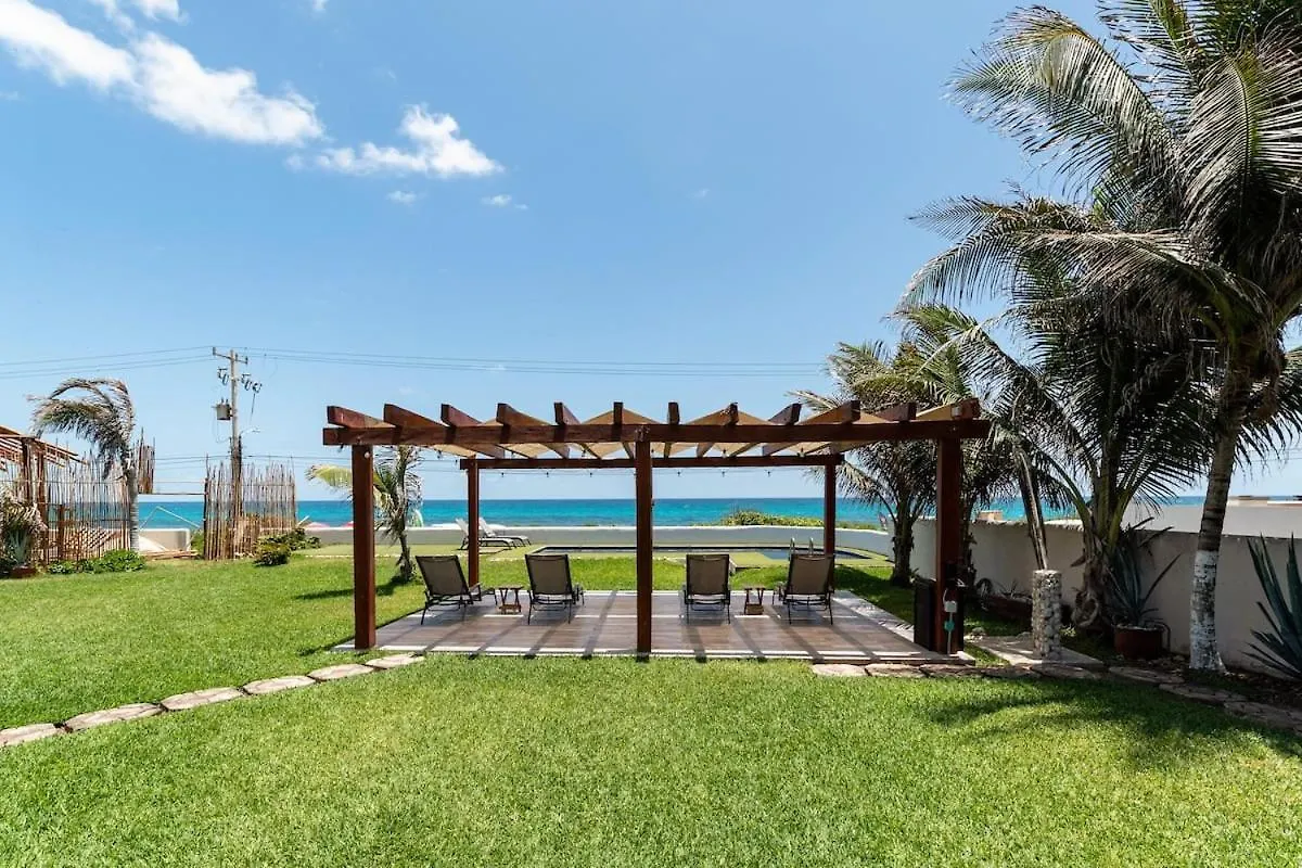 Villa With Ocean View, Pool, Restaurant And Rooftop Isla Mujeres